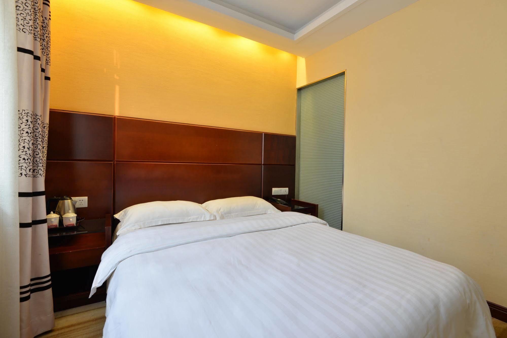 Irene Boutique Hotel - Jinshu Shop Шанхай Экстерьер фото