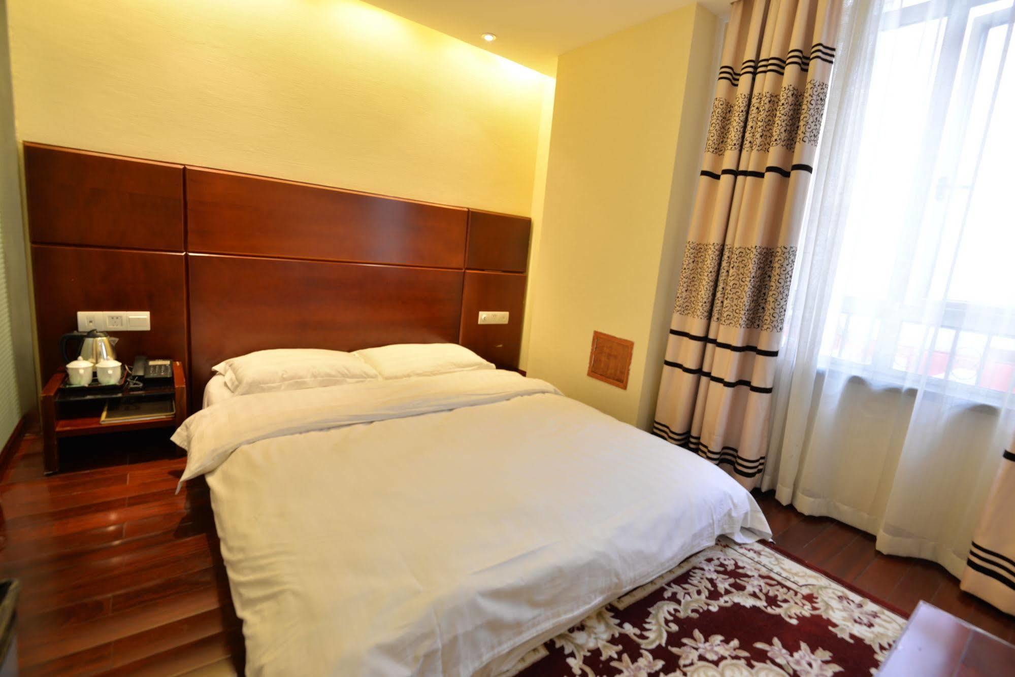 Irene Boutique Hotel - Jinshu Shop Шанхай Экстерьер фото