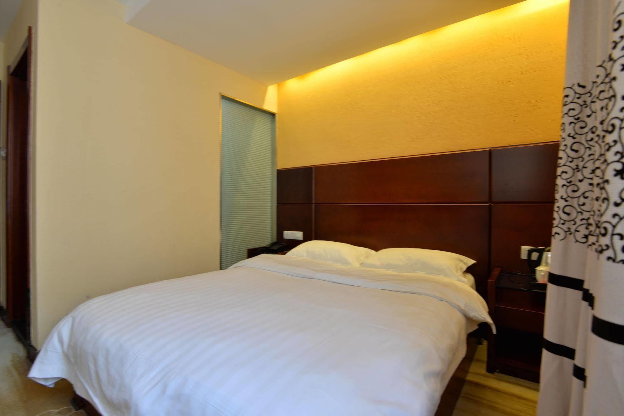 Irene Boutique Hotel - Jinshu Shop Шанхай Экстерьер фото